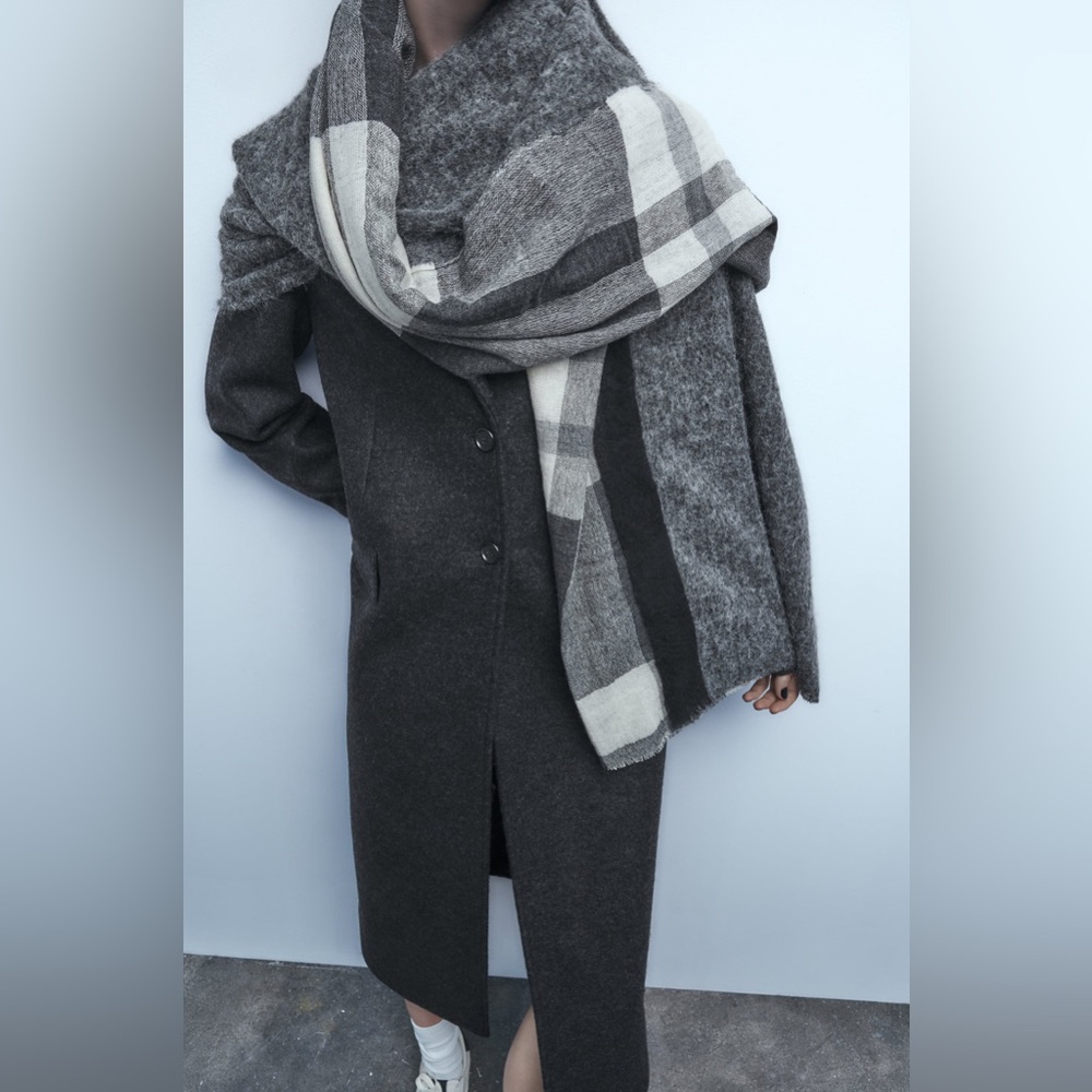 NWT Zara Accessories CONTRASTING CHECKERED SCARF GRAY Wool Blend
